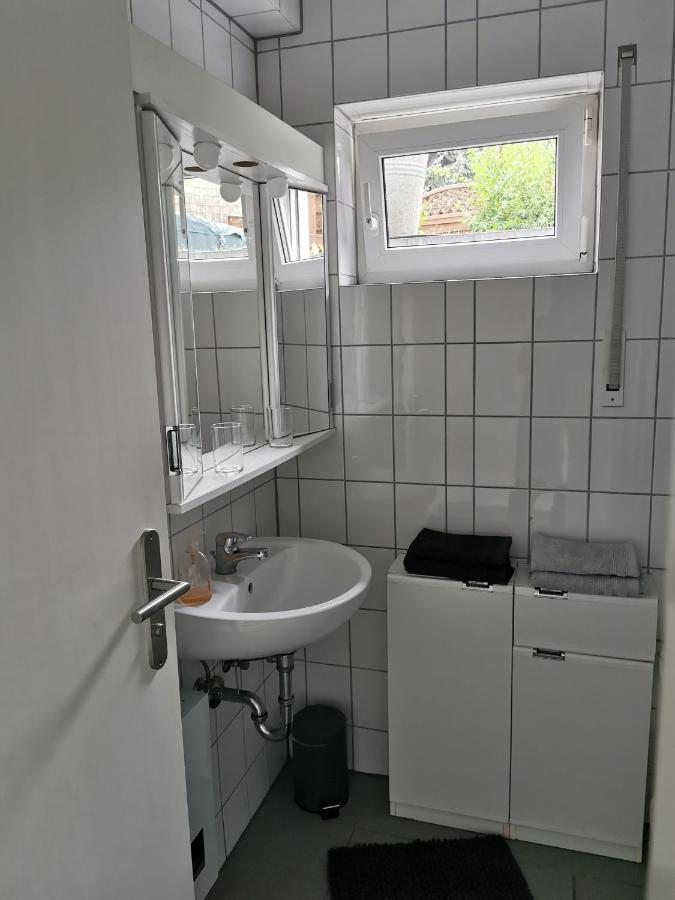 Souterrain-Wohnung Mit Kostenlosem Stellplatz Leipzig Extérieur photo
