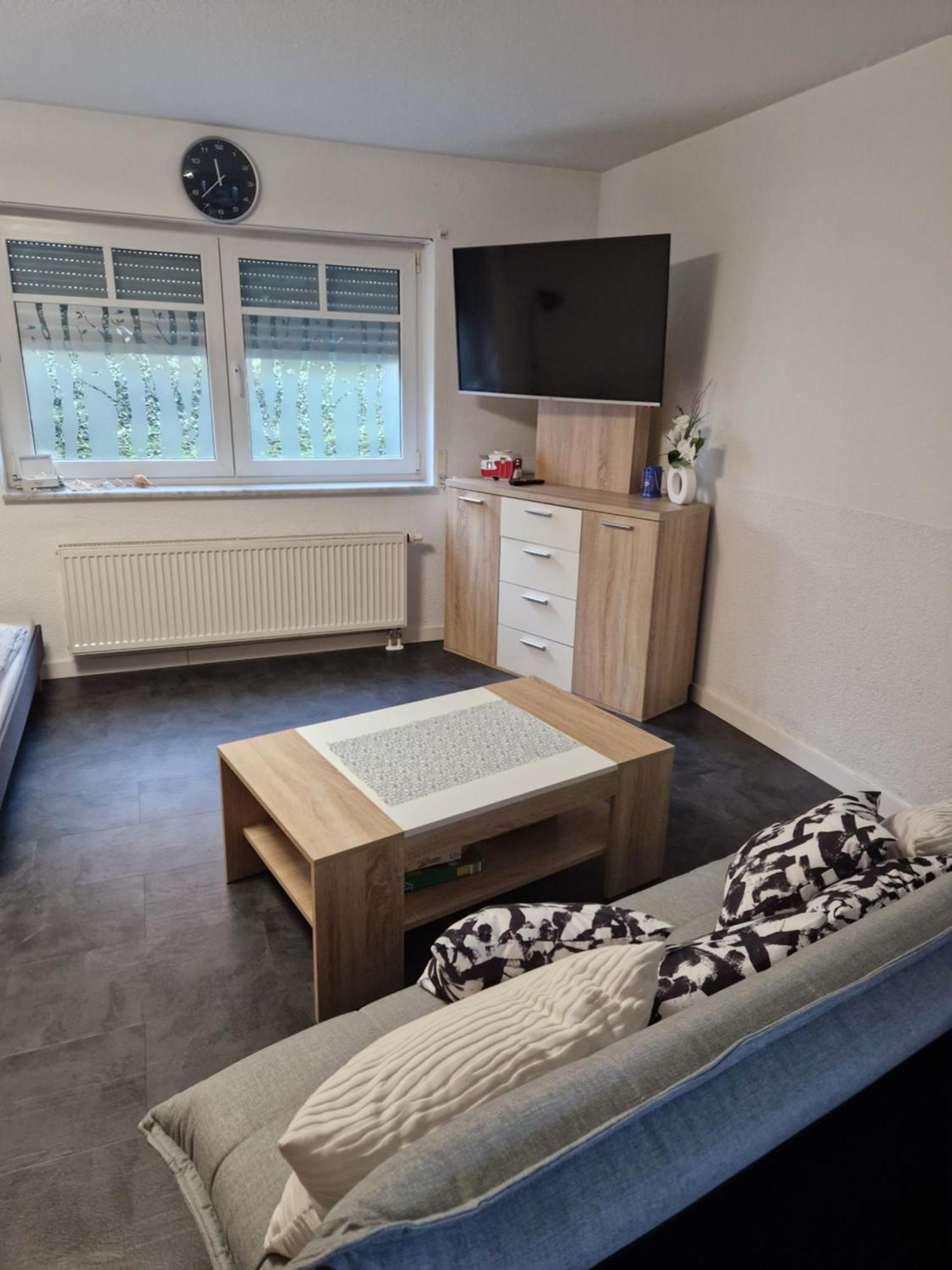 Souterrain-Wohnung Mit Kostenlosem Stellplatz Leipzig Extérieur photo
